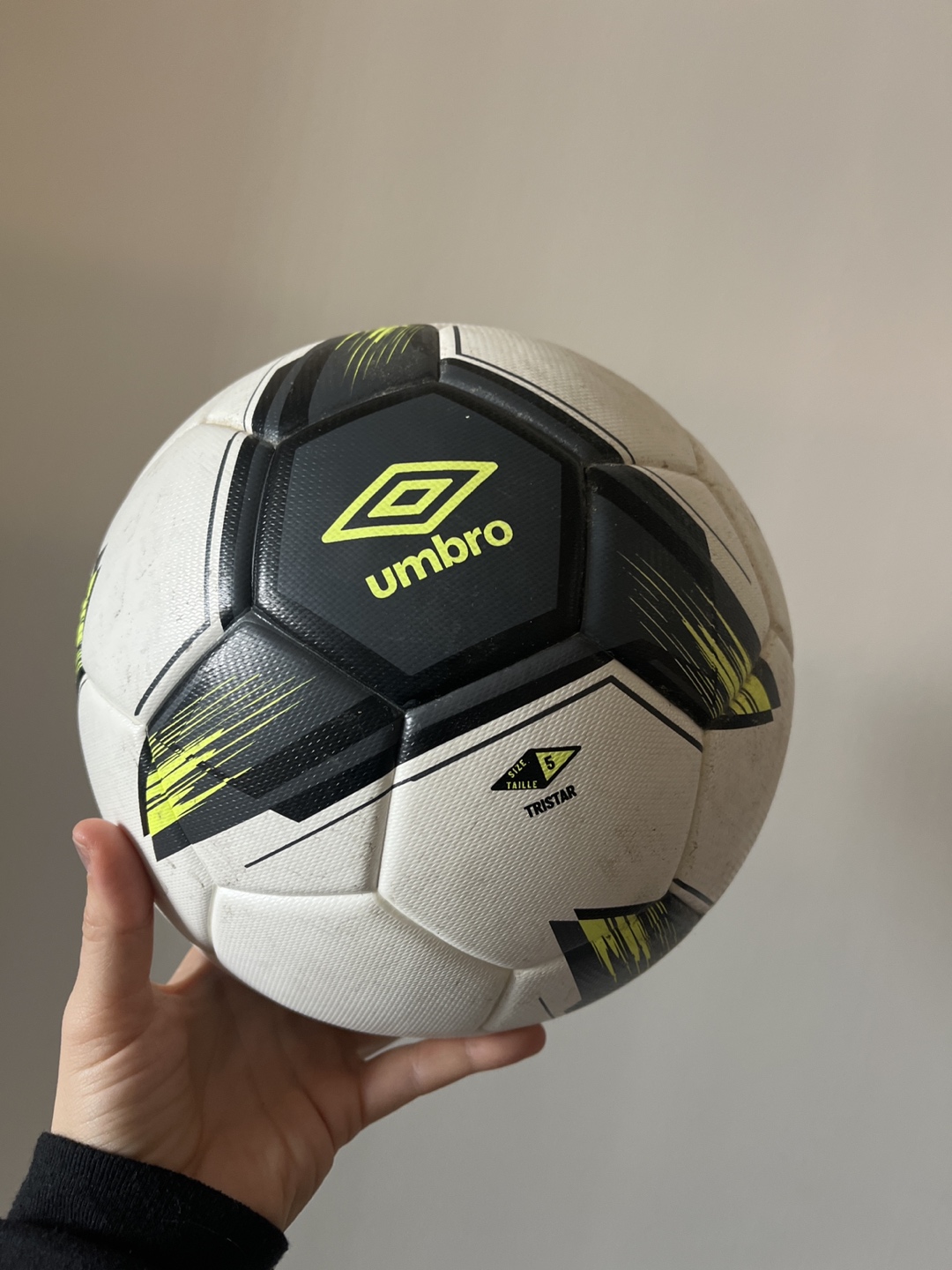 #freecycle Soccer ball thumbnail