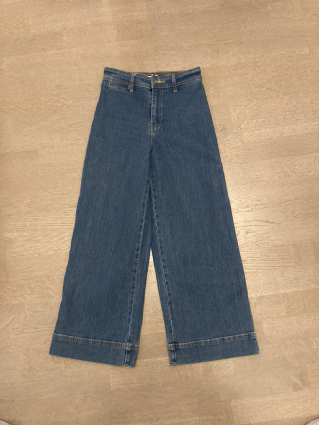 H&M Women's High Rise Wide-Leg Trouser thumbnail