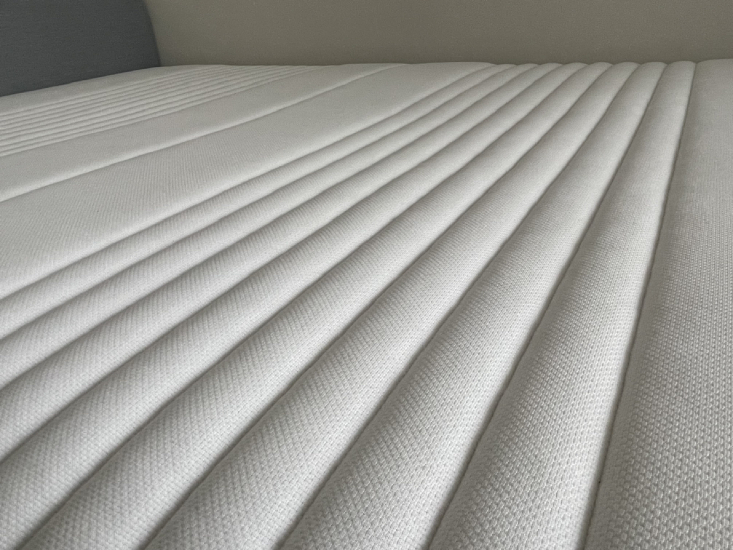 Double Bed Mattress & Frame - photo 3