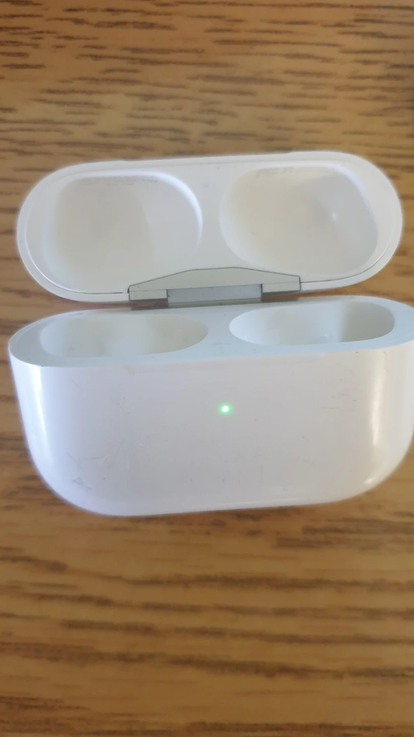 Airpods pro charger case - photo 3