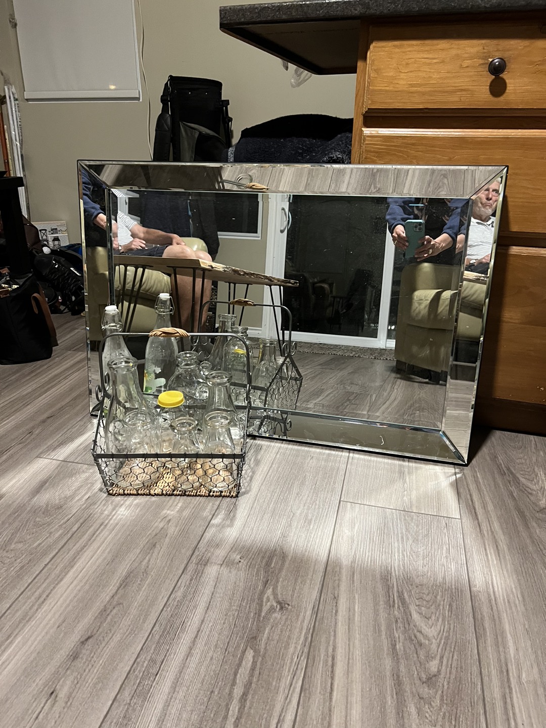 Mirror with free vintage milk bottles and wire basket image indicator(3)