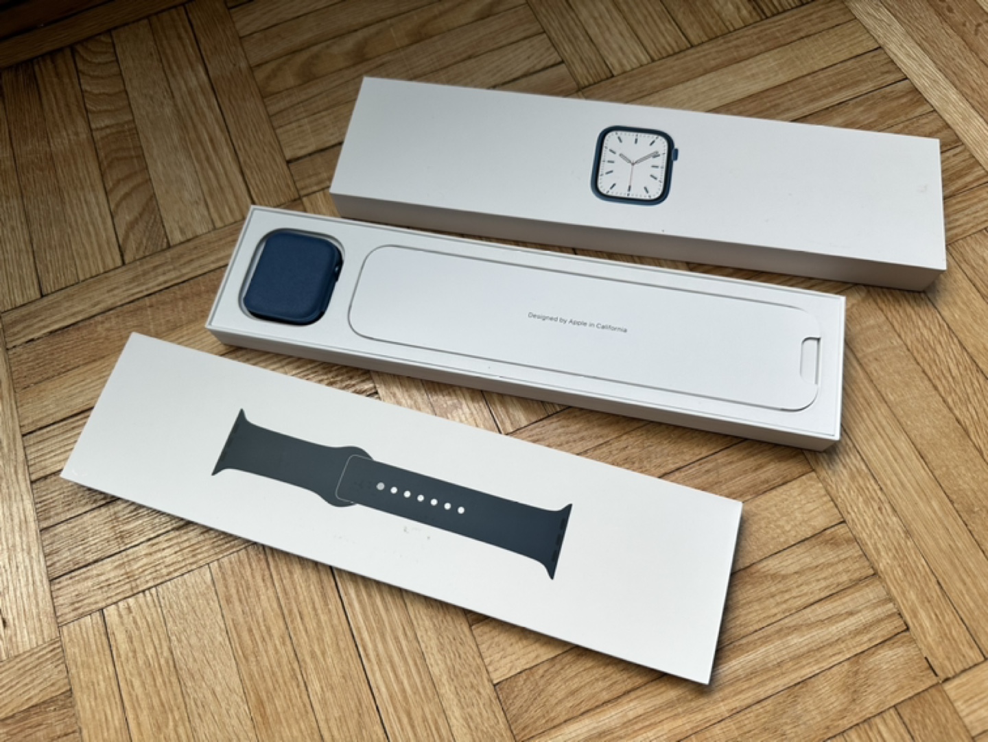 Apple Watch S7 45mm. Abyss Blue thumbnail