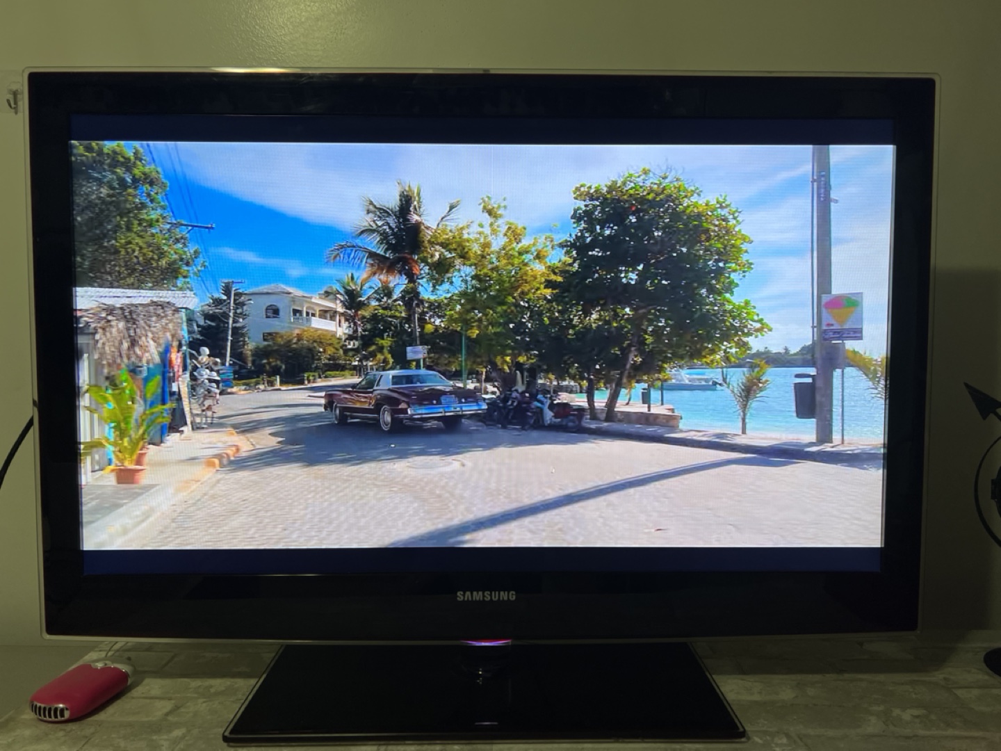 Samsung 40” tv - photo 2