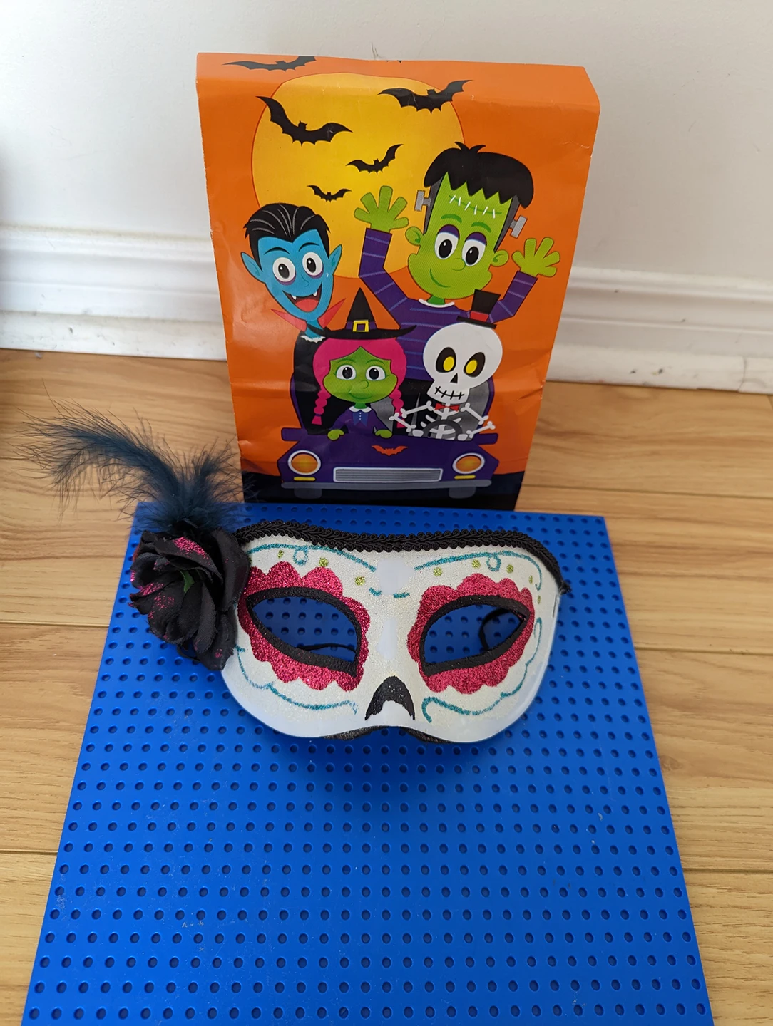 Halloween face mask #freecycle