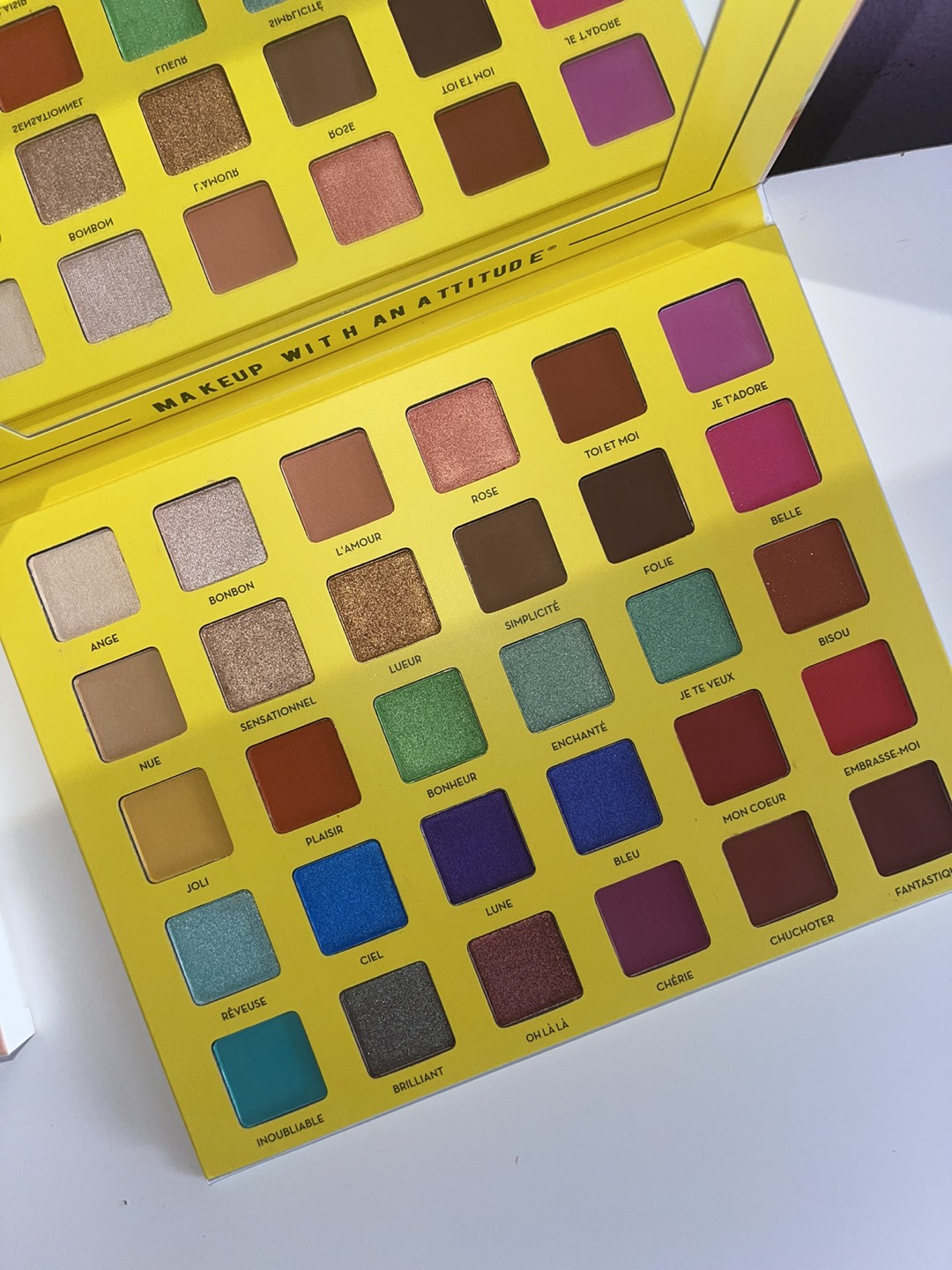 RUDE C'est Fantastique EYESHADOW PALETTE image indicator(3)