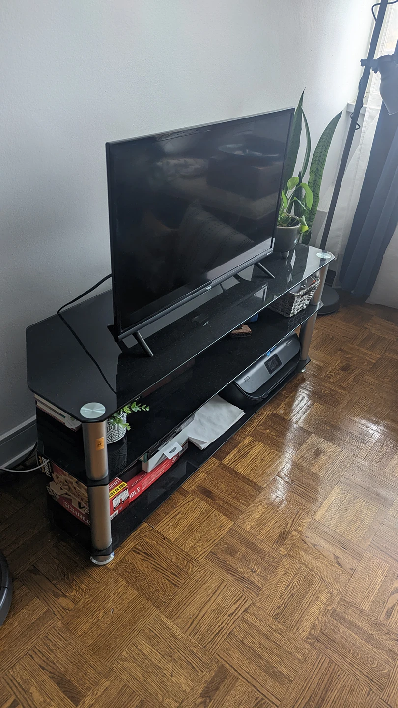 glass TV stand - photo 3