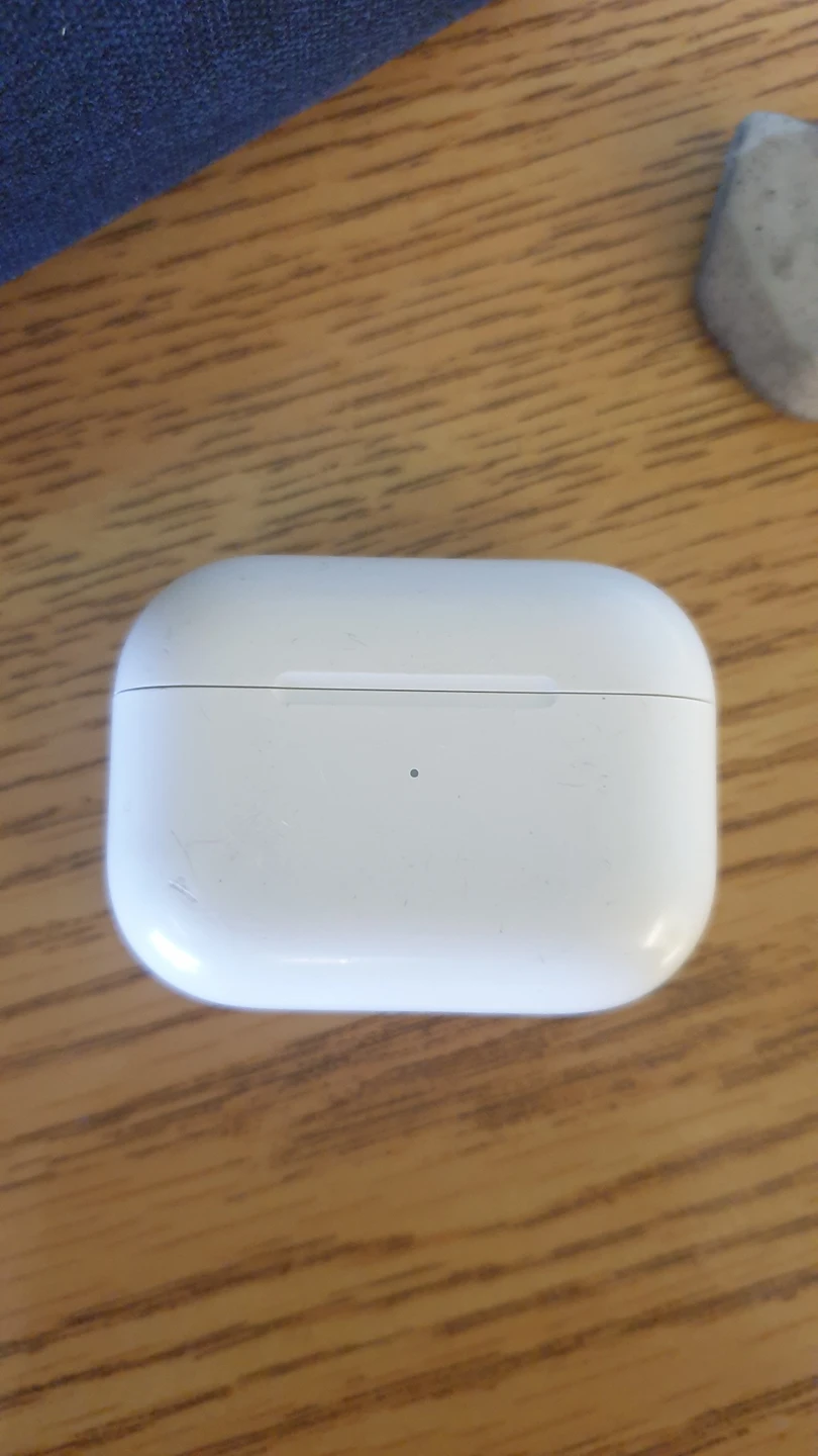Airpods pro charger case - photo 4