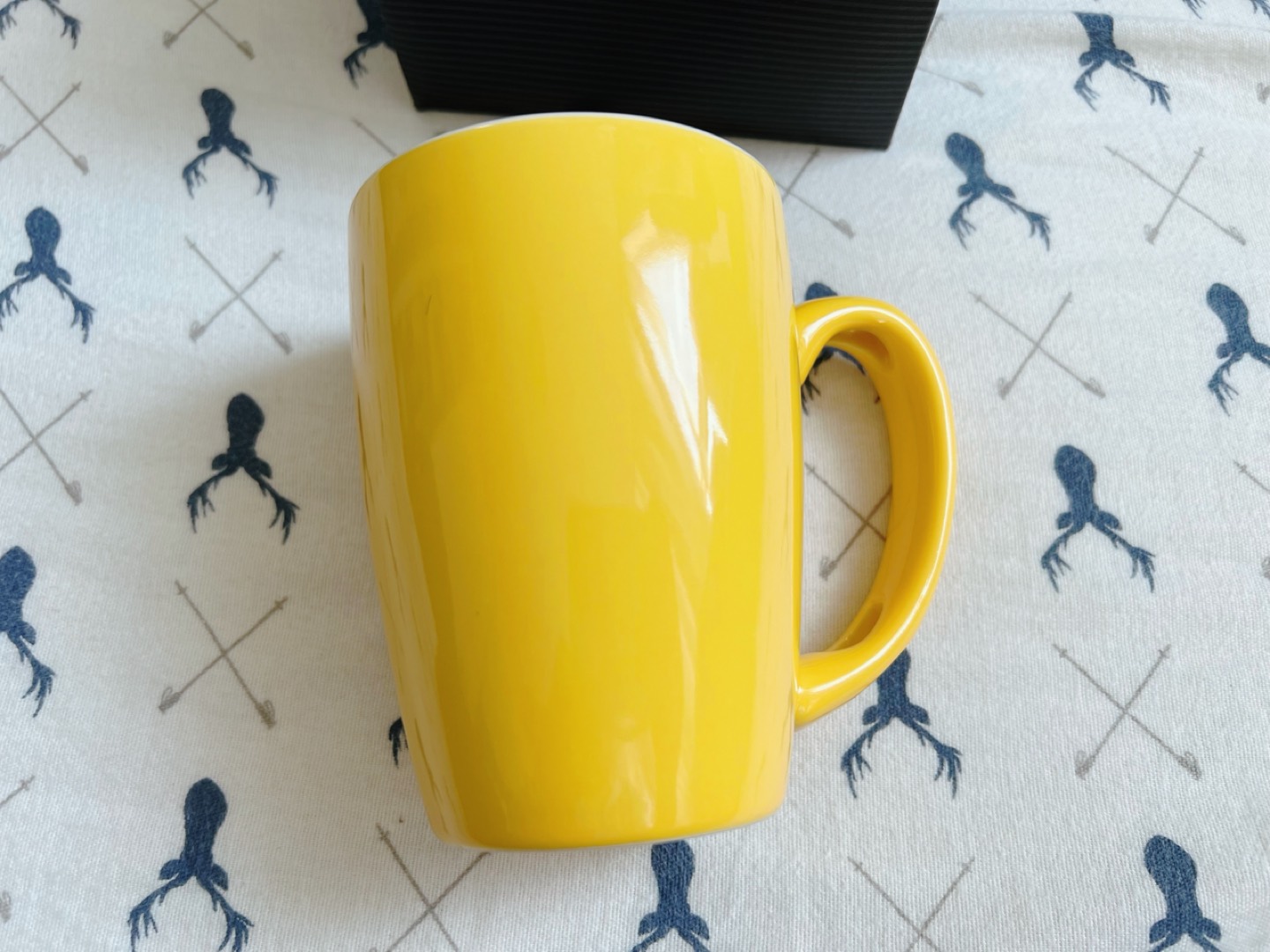 CM Ceramic Yellow Mug with Spoon Brand New - photo 3