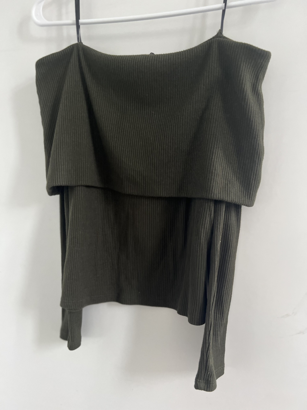 Olive green off shoulder top M - photo 2