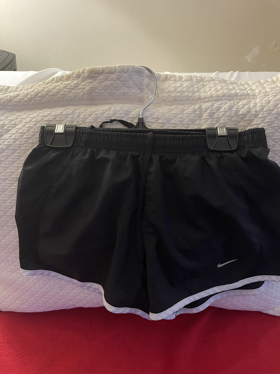 Black Nike shorts - photo 2