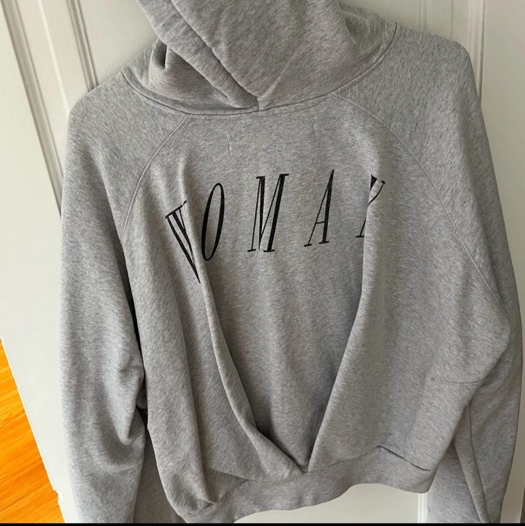 Off-White Hoodie (womens medium) image indicator(3)