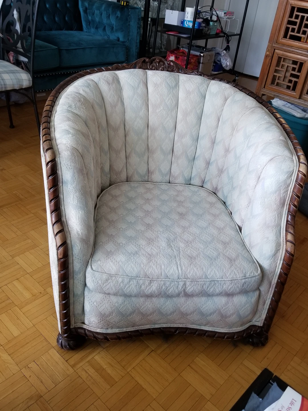 ANTIQUE CLUB CHAIR WITH CARVED FEET thumbnail