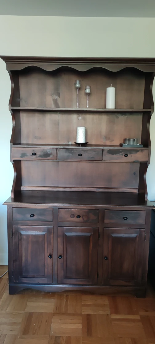 Solid pine buffet with hutch from the 70's. thumbnail