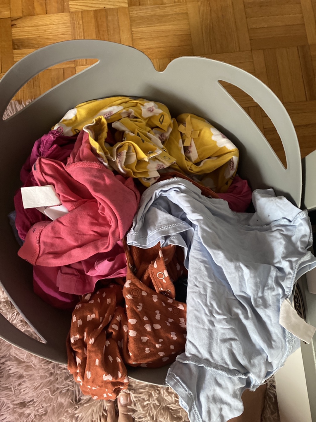 Bag of random 12-18 clothes thumbnail
