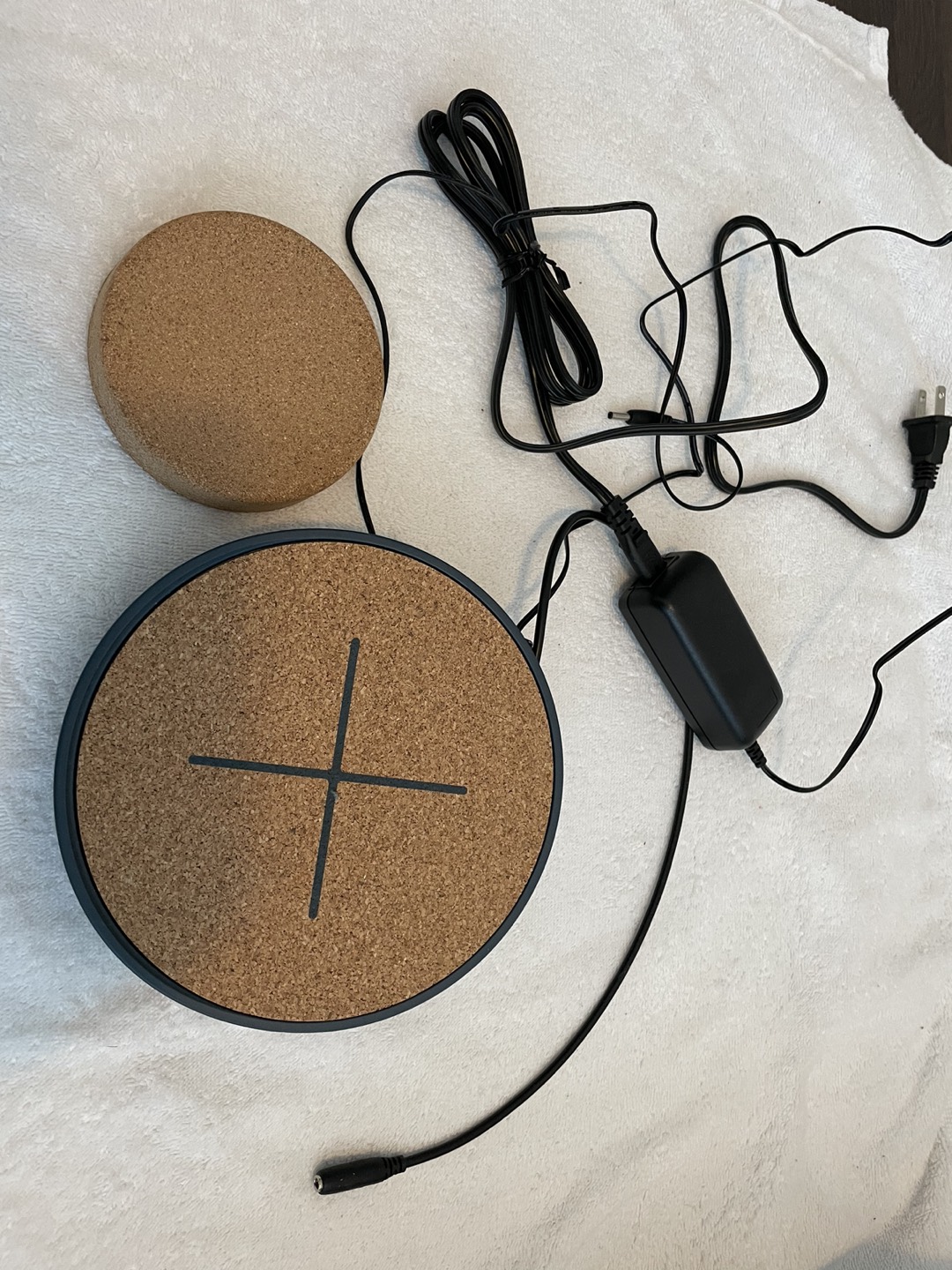 Soto wireless charger by Steelcase - photo 4