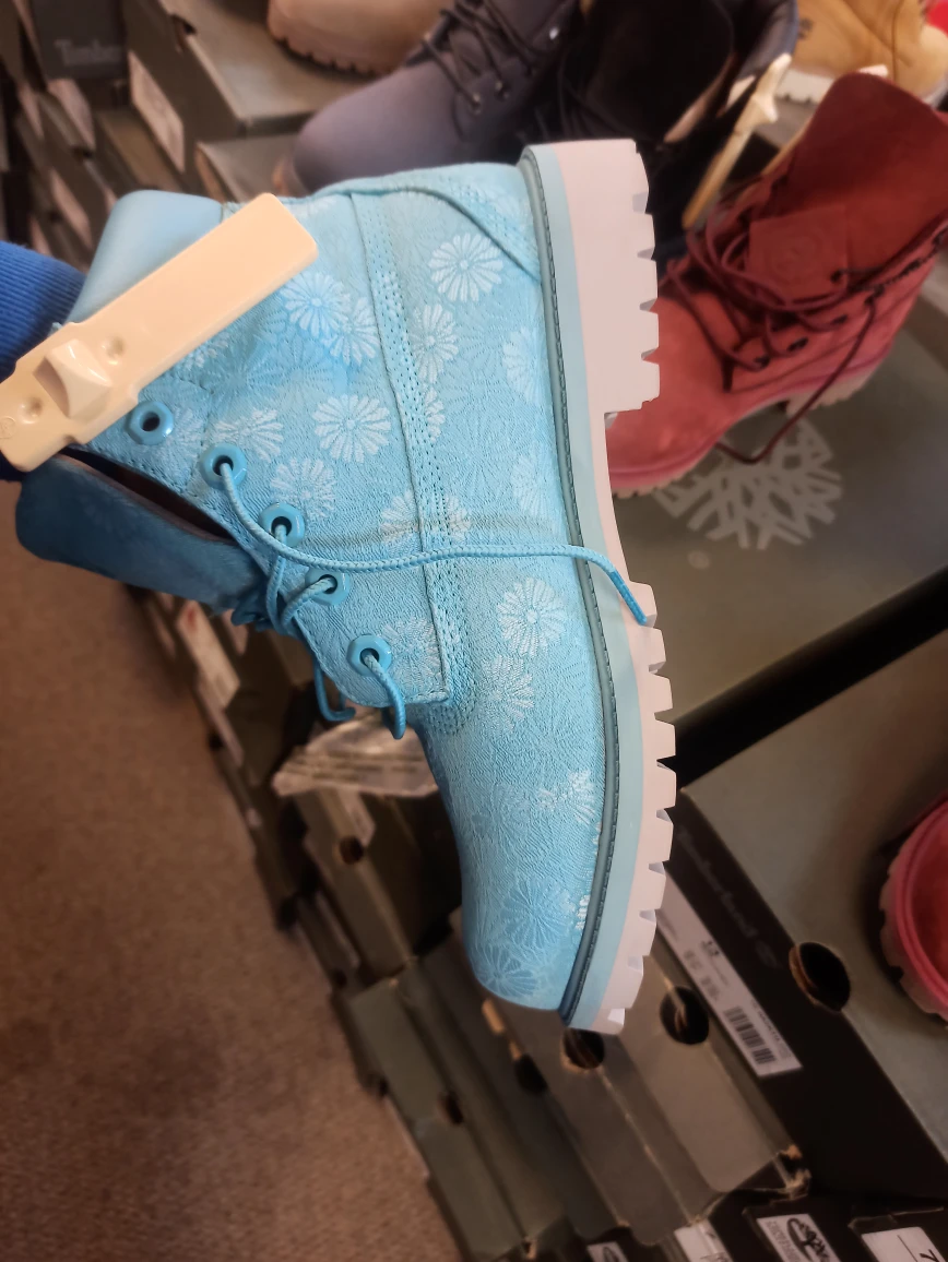 Women's Timberland boots - photo 2