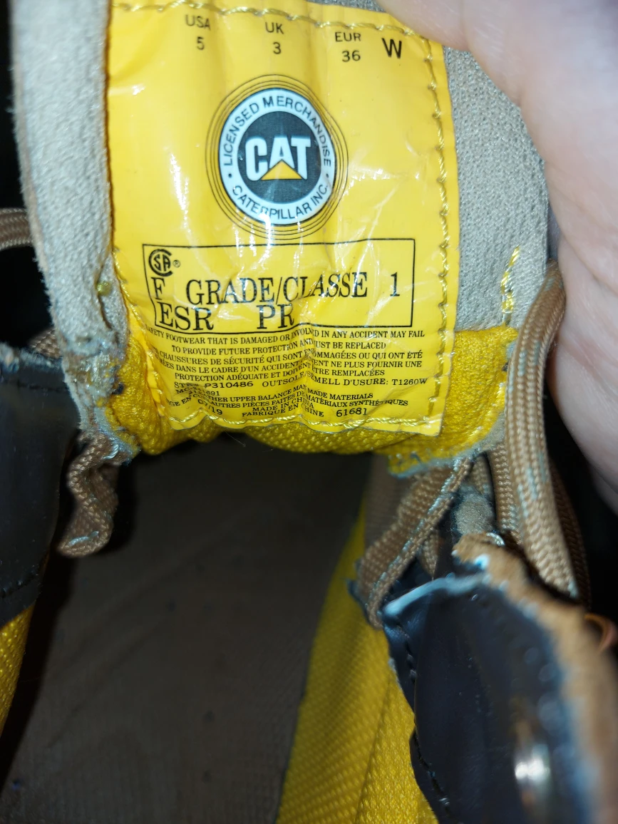 Women's Catarpillar safety steel toes - photo 2