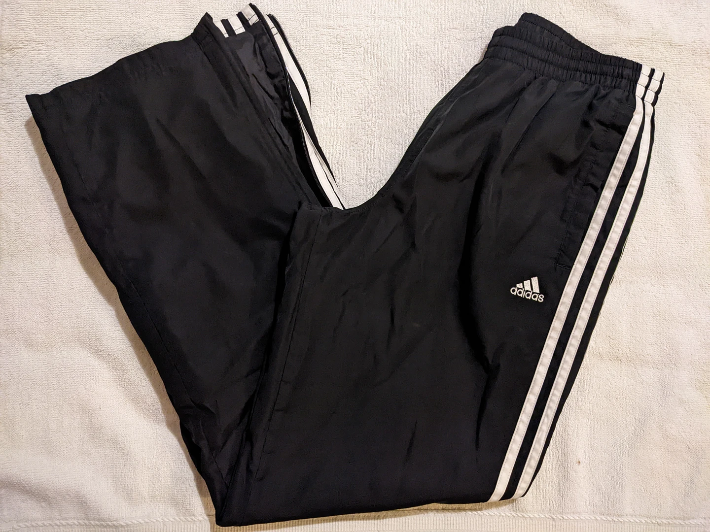 Adidas Sweatpants thumbnail