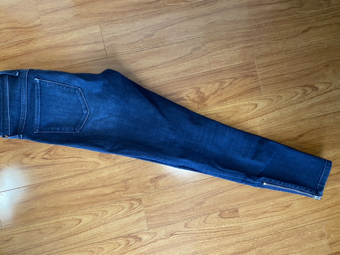 Jeans image indicator(2)