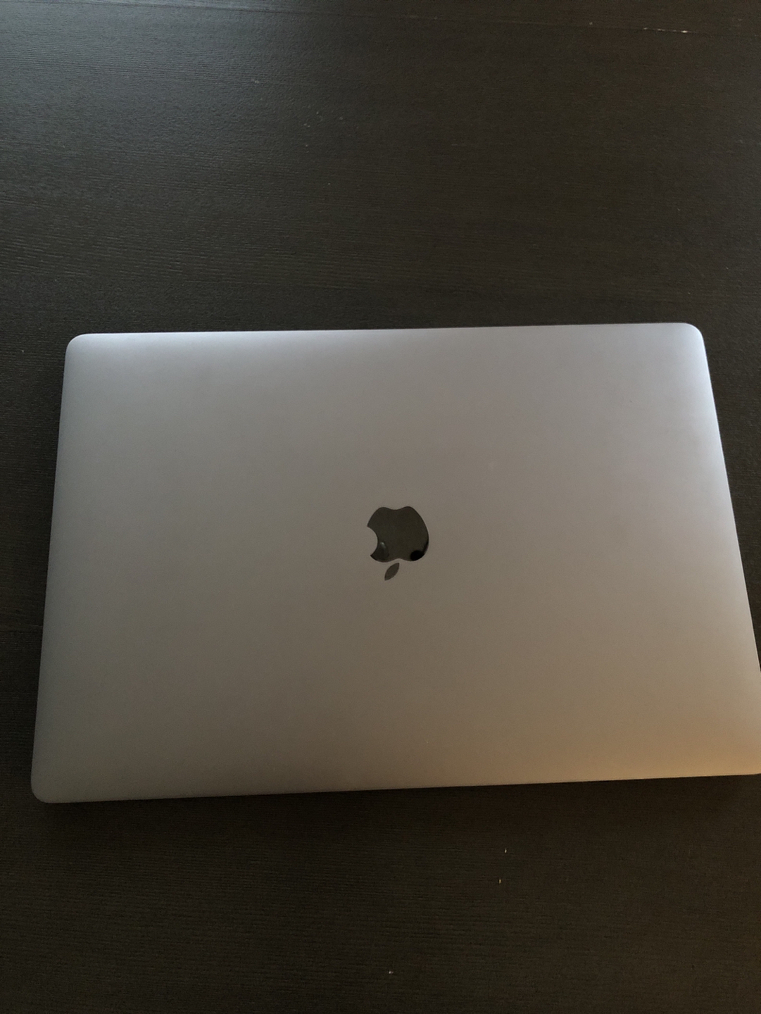 15” MacBook Pro 2017, 2.8Ghz intel core i7, 250gb thumbnail