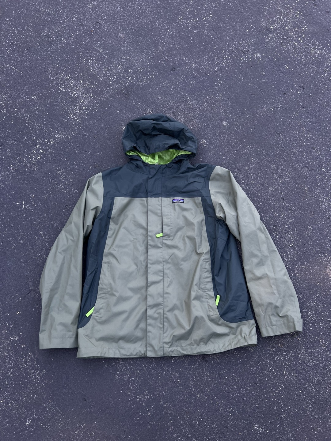 Patagonia Jacket Olive & Forest Green thumbnail