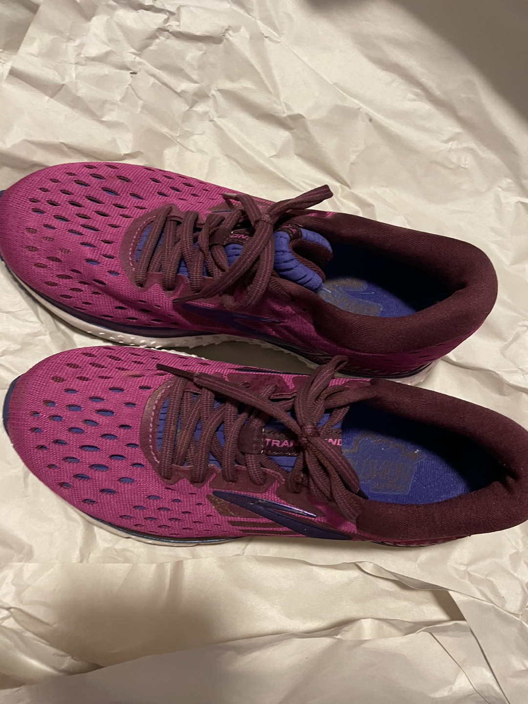 Brooks Running shoes thumbnail