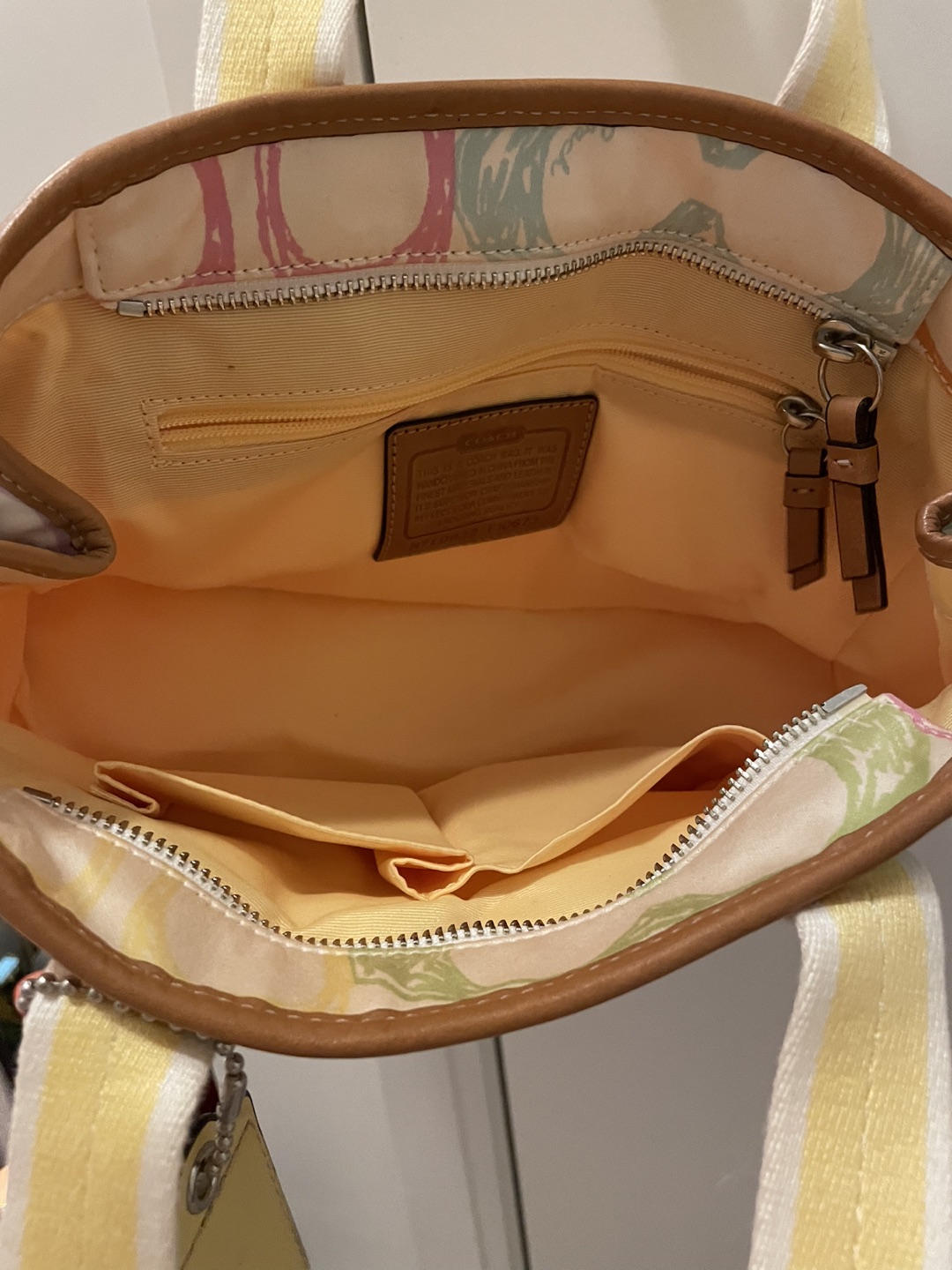 Colourful Fabric Coach Purse - photo 2