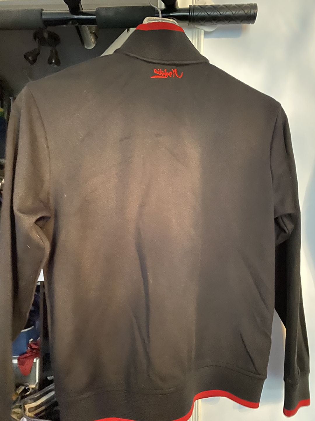 Boy’s Quicksilver zip jacket. image indicator(4)