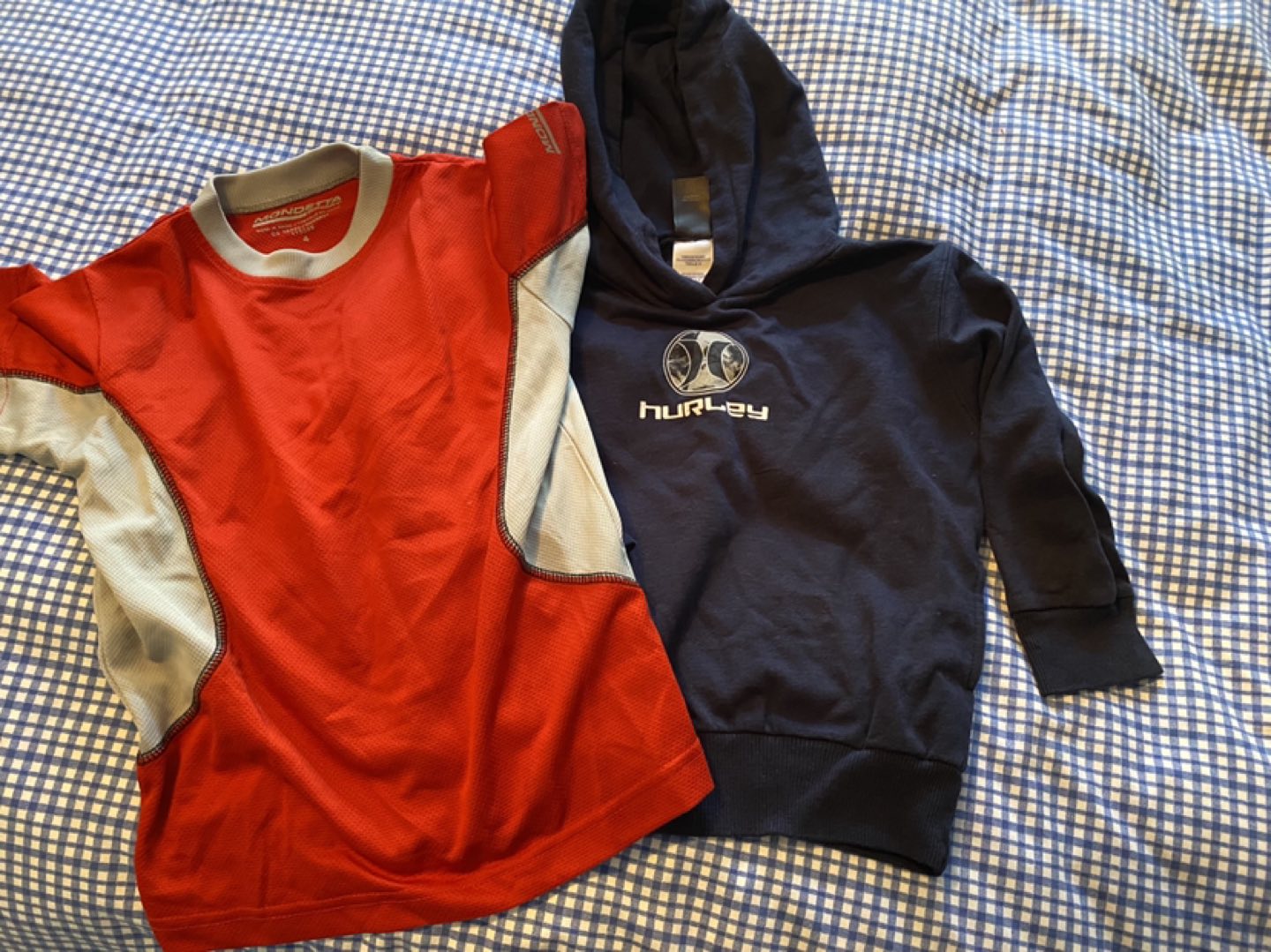 Boy’s tops - size 4 thumbnail