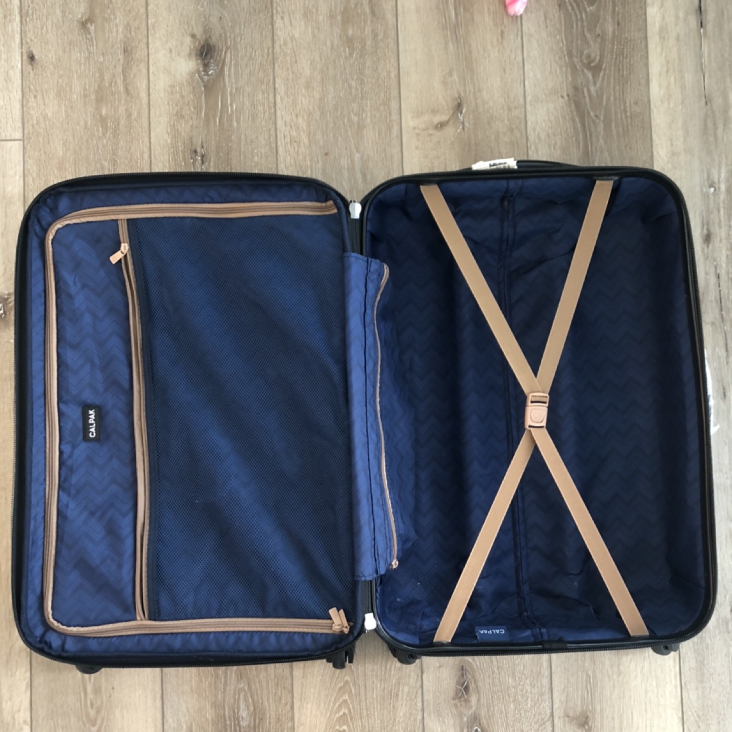 Medium size luggage 23” by 16” thumbnail