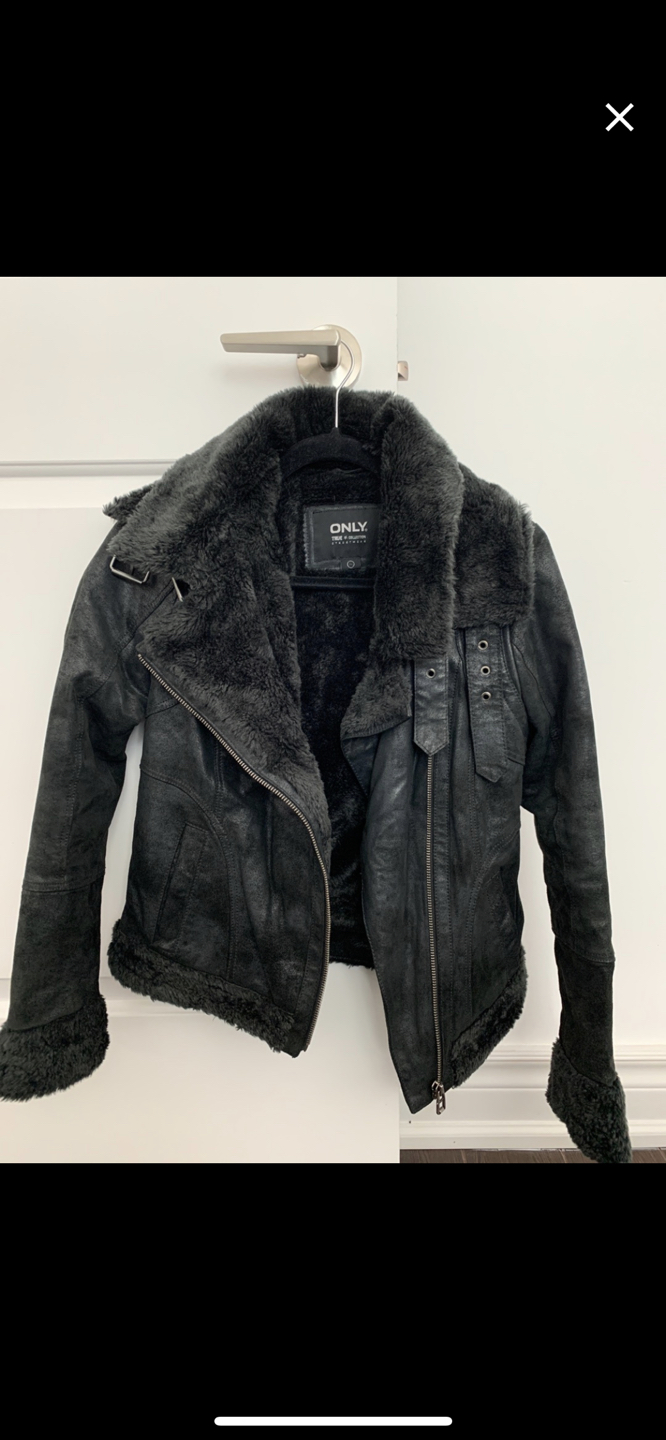 Motorcycle jacket