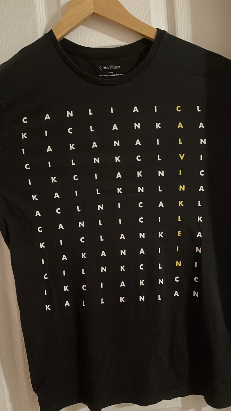 Calvin Klein Crossword Logo T (Size M) image indicator(4)