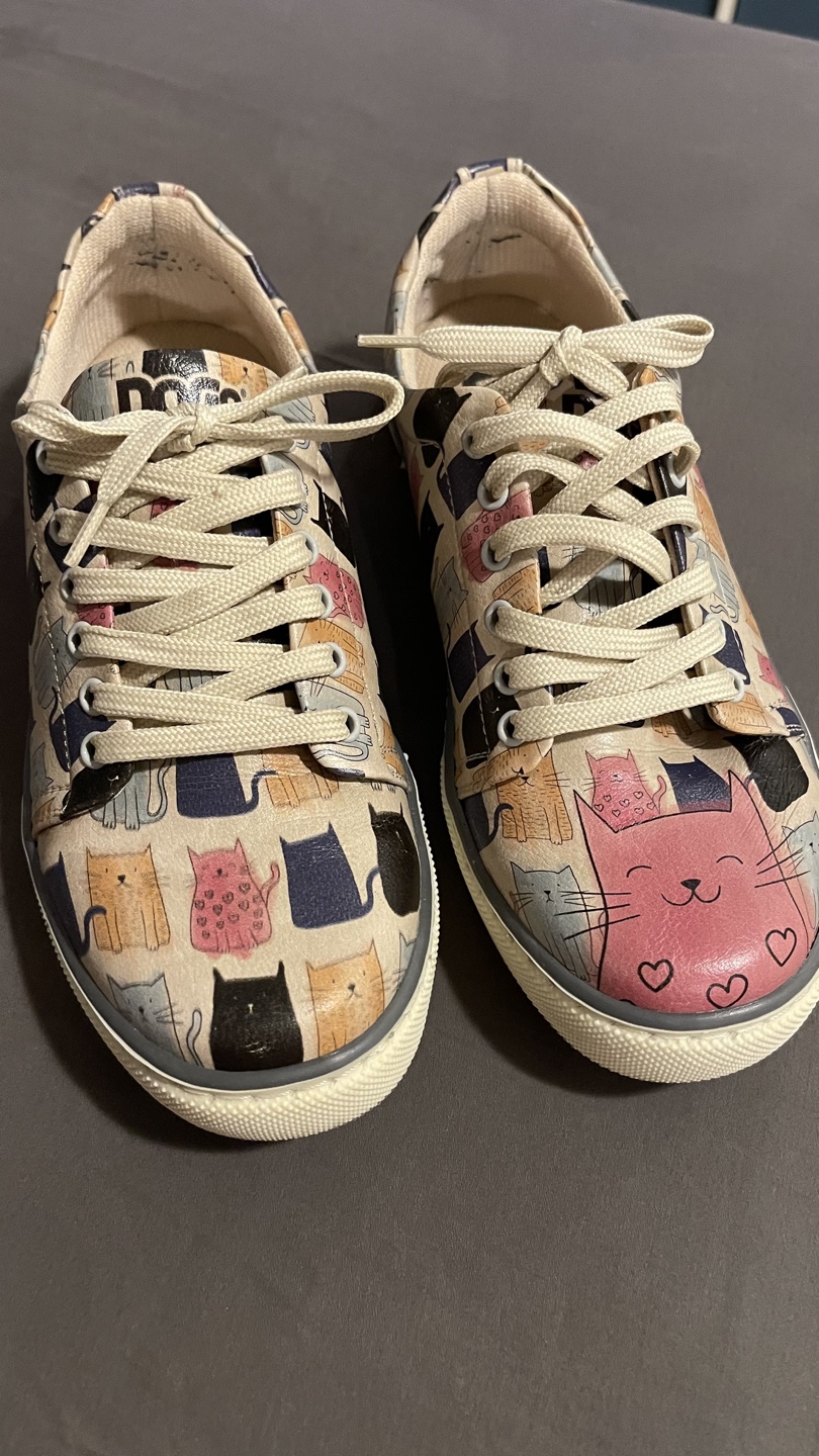 Stylish sneakers Cat - European size 37 🐱 thumbnail