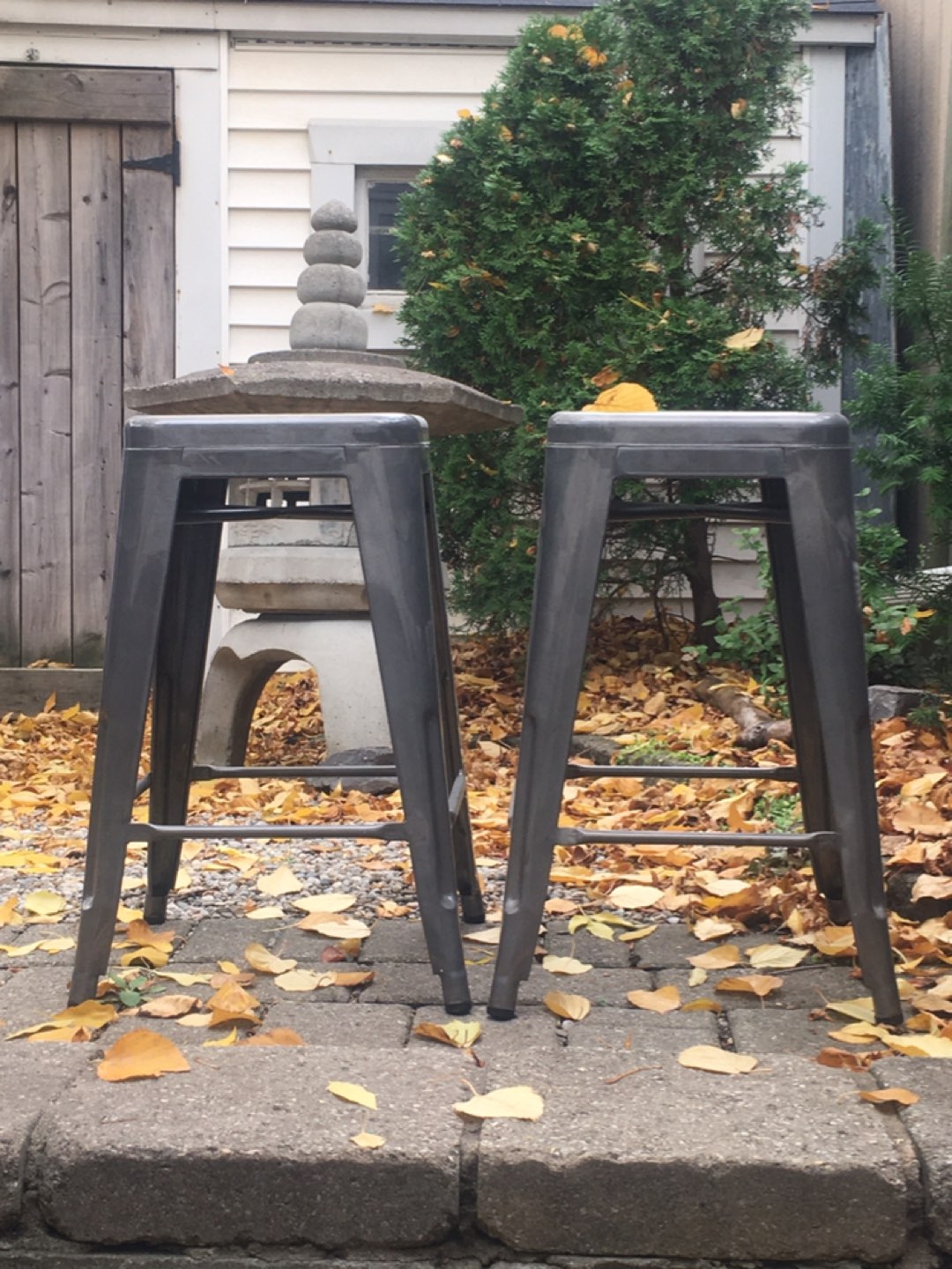 Metal bar stools thumbnail
