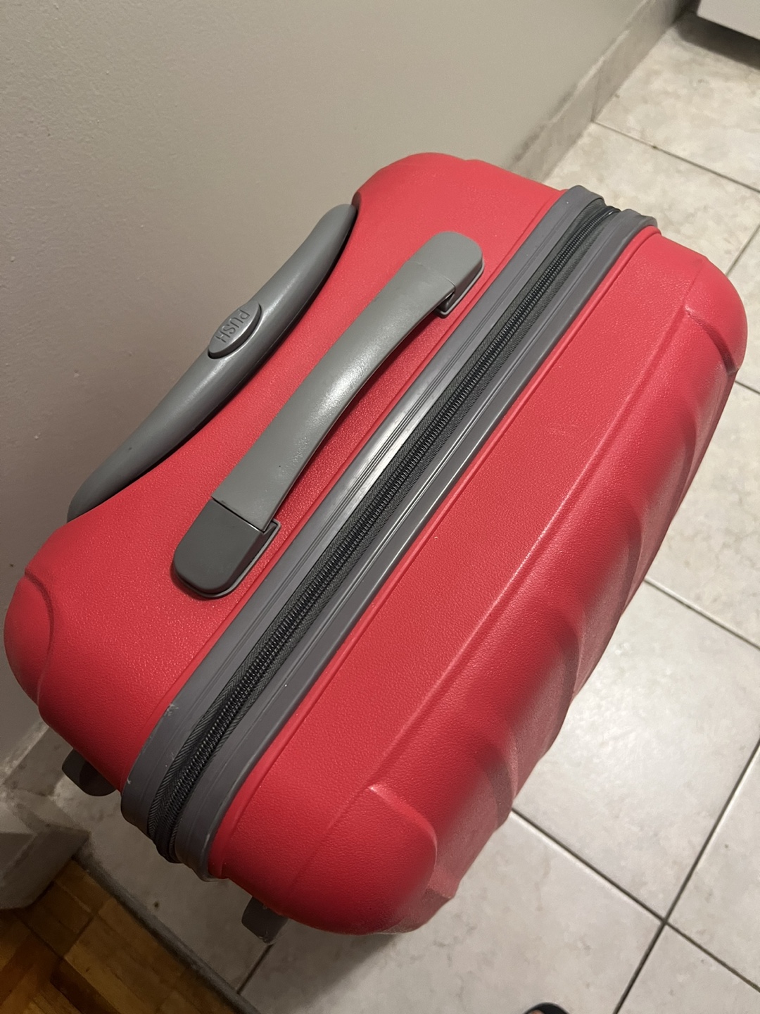 Luggage - photo 3