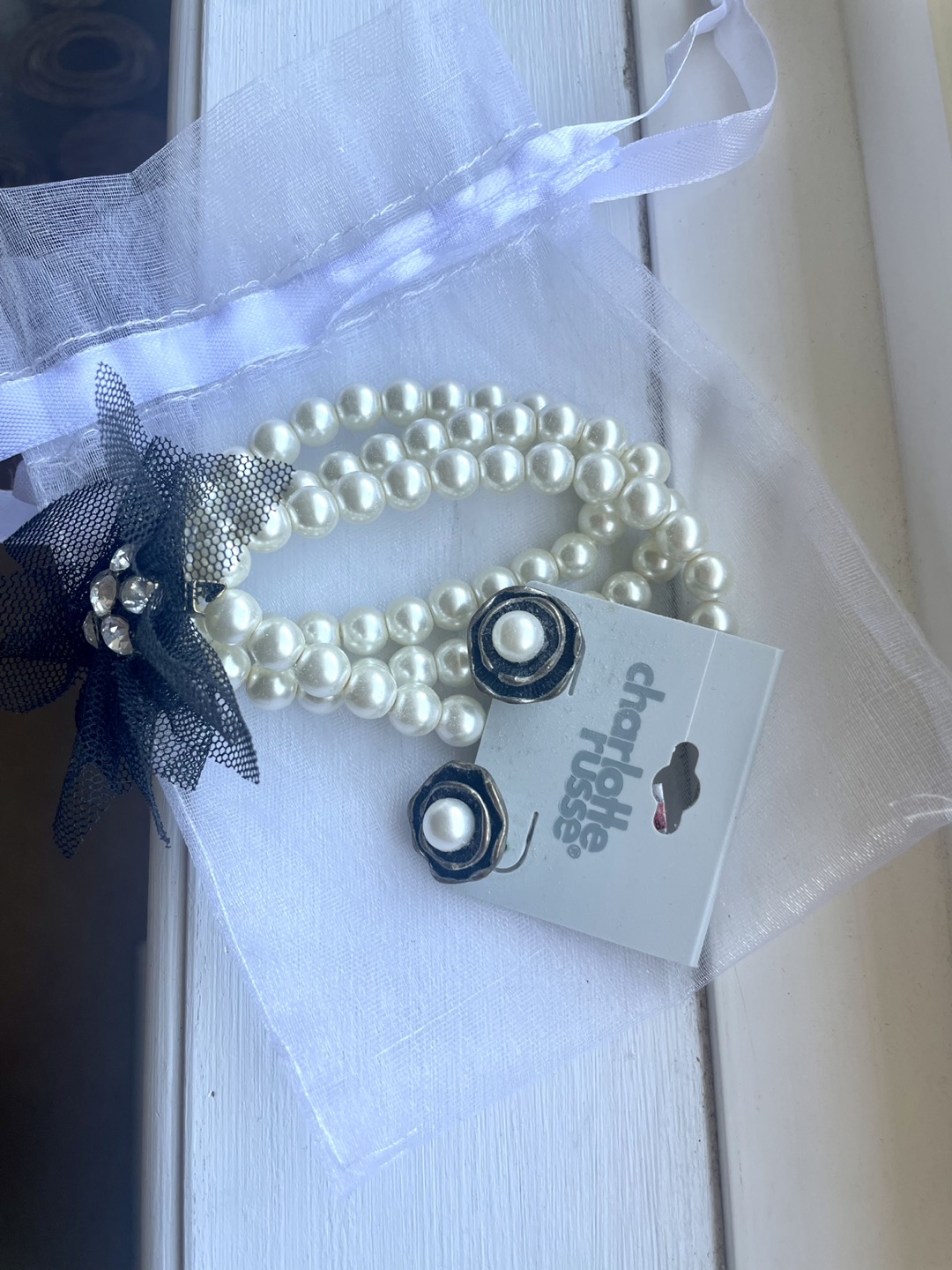 costume Jewelry lot image indicator(2)