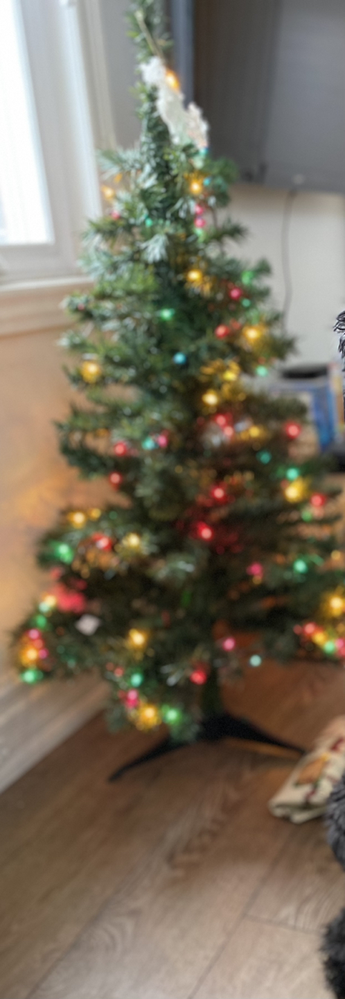 4-Ft Pre-Lit Christmas Tree - photo 3