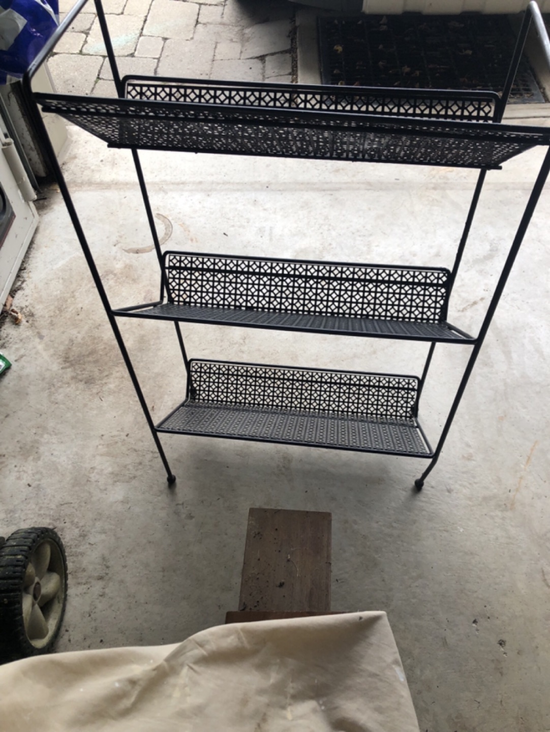 Magazine rack/ shoe holder/ flower stand