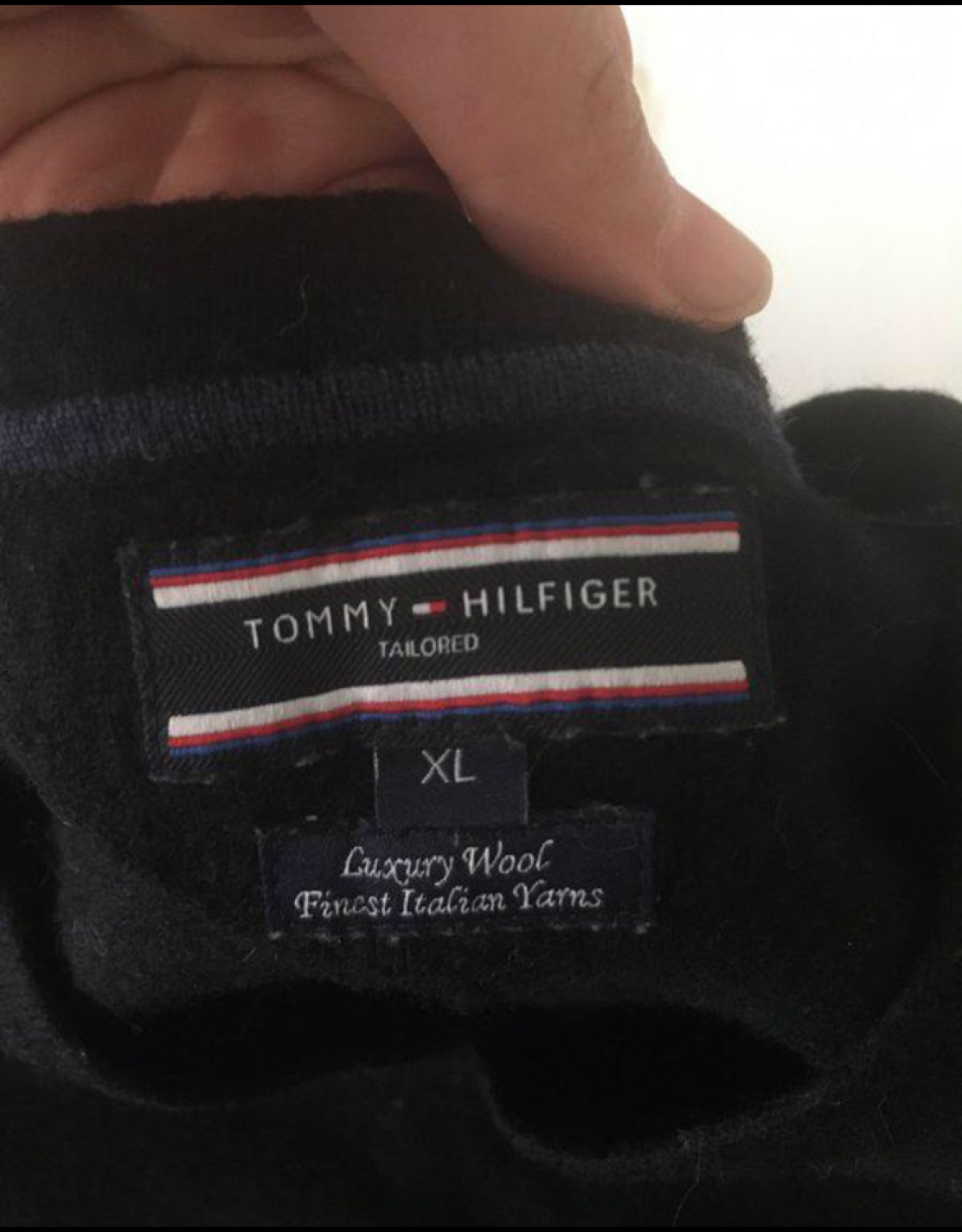 Tommy Hilfiger Black Sweater 100% Wool Size XL image indicator(5)