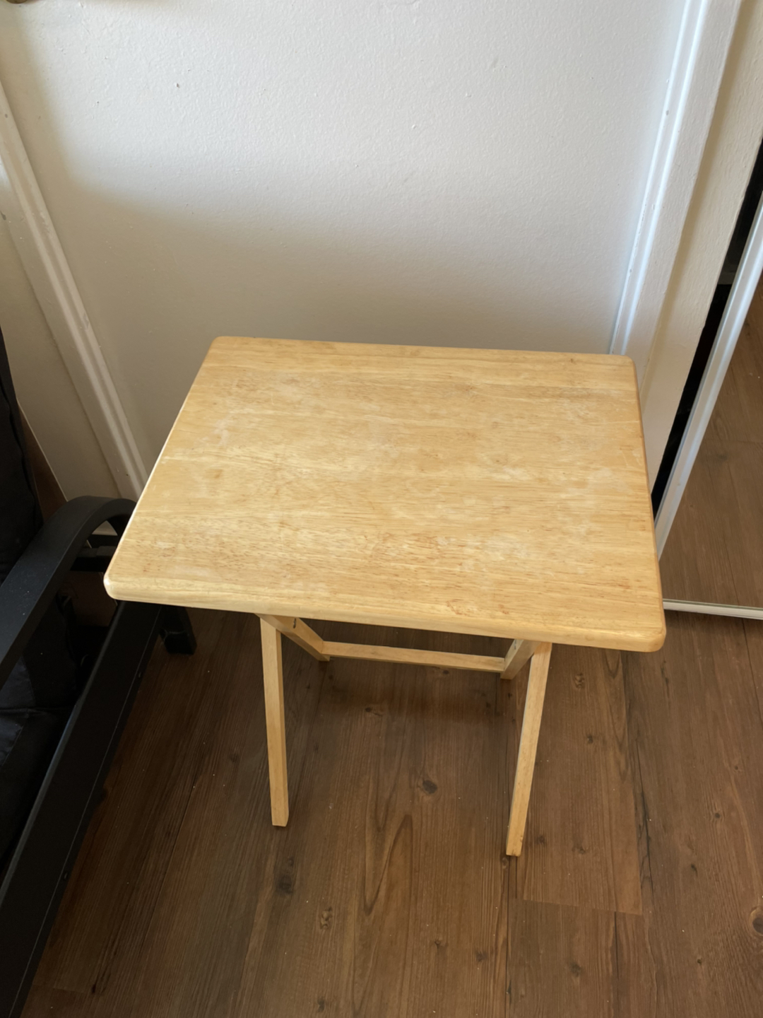 Canadian Tire folding table - photo 2