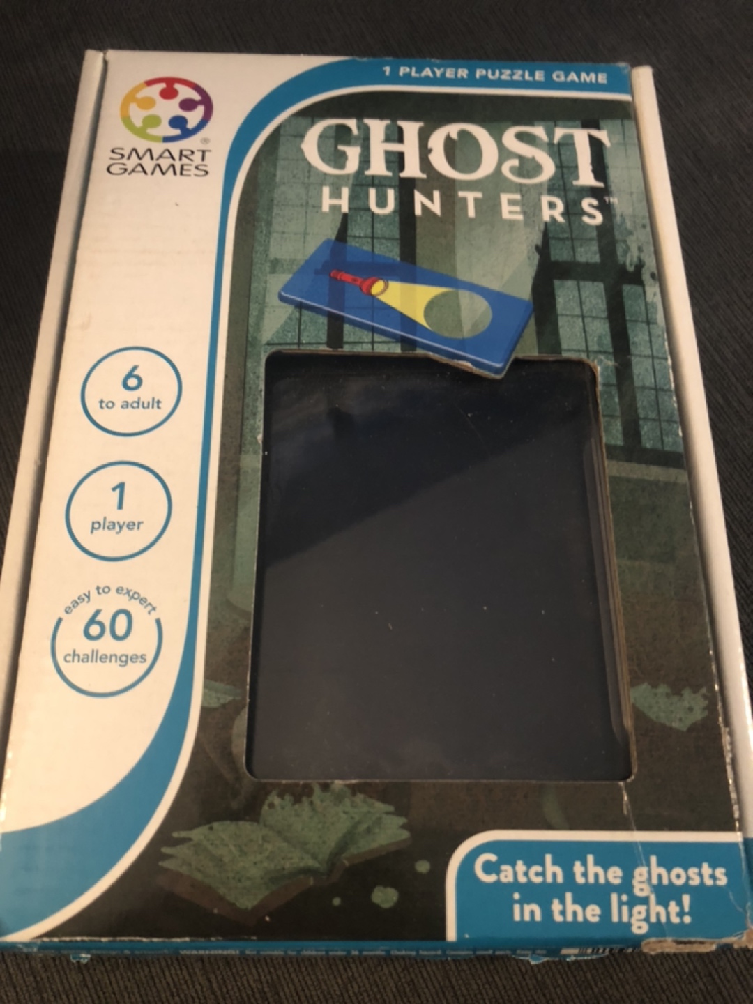 Ghost hunters puzzle game thumbnail