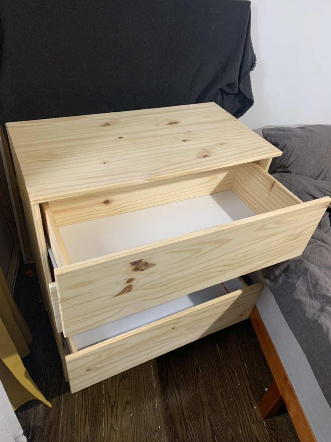 Like new TARVA 3 Drawer Chest - photo 2