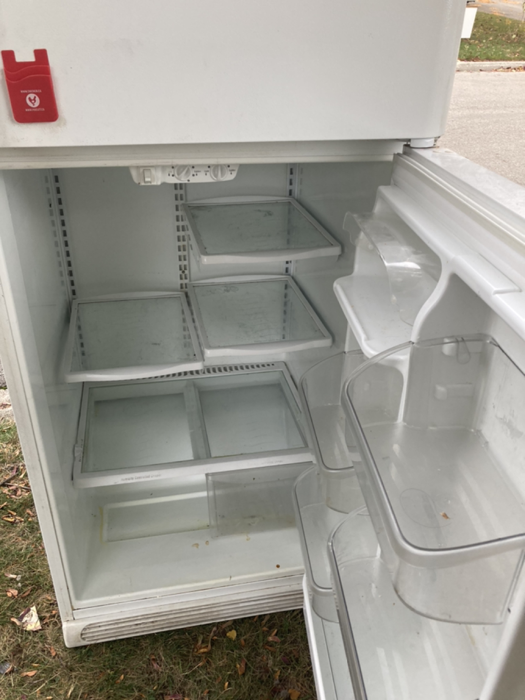 Kenmore refrigerator - photo 3