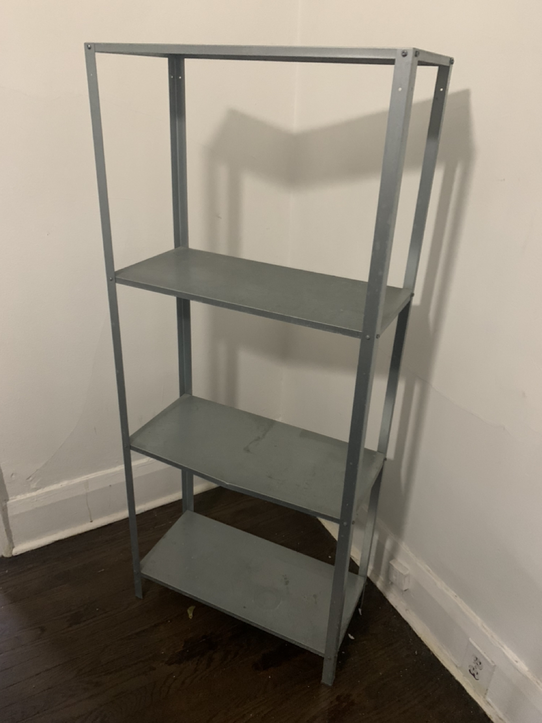 HYLIS metal shelf unit