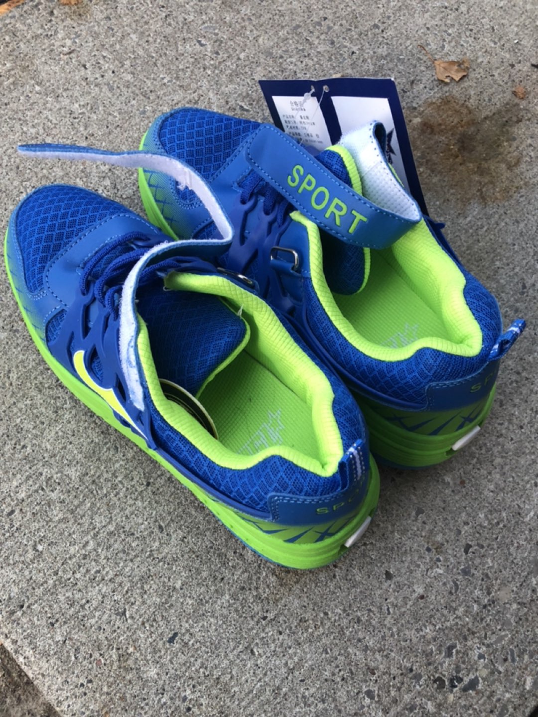 Roller shoes new -size 7.5 USA.