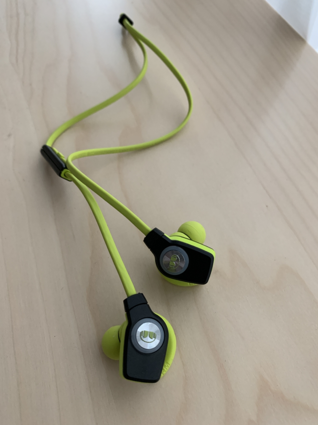 isport monster headphones image indicator(3)