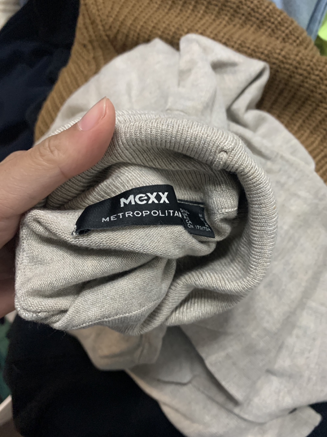 NWOT MEXX Women’s medium beige turtle neck long sleeve image indicator(4)