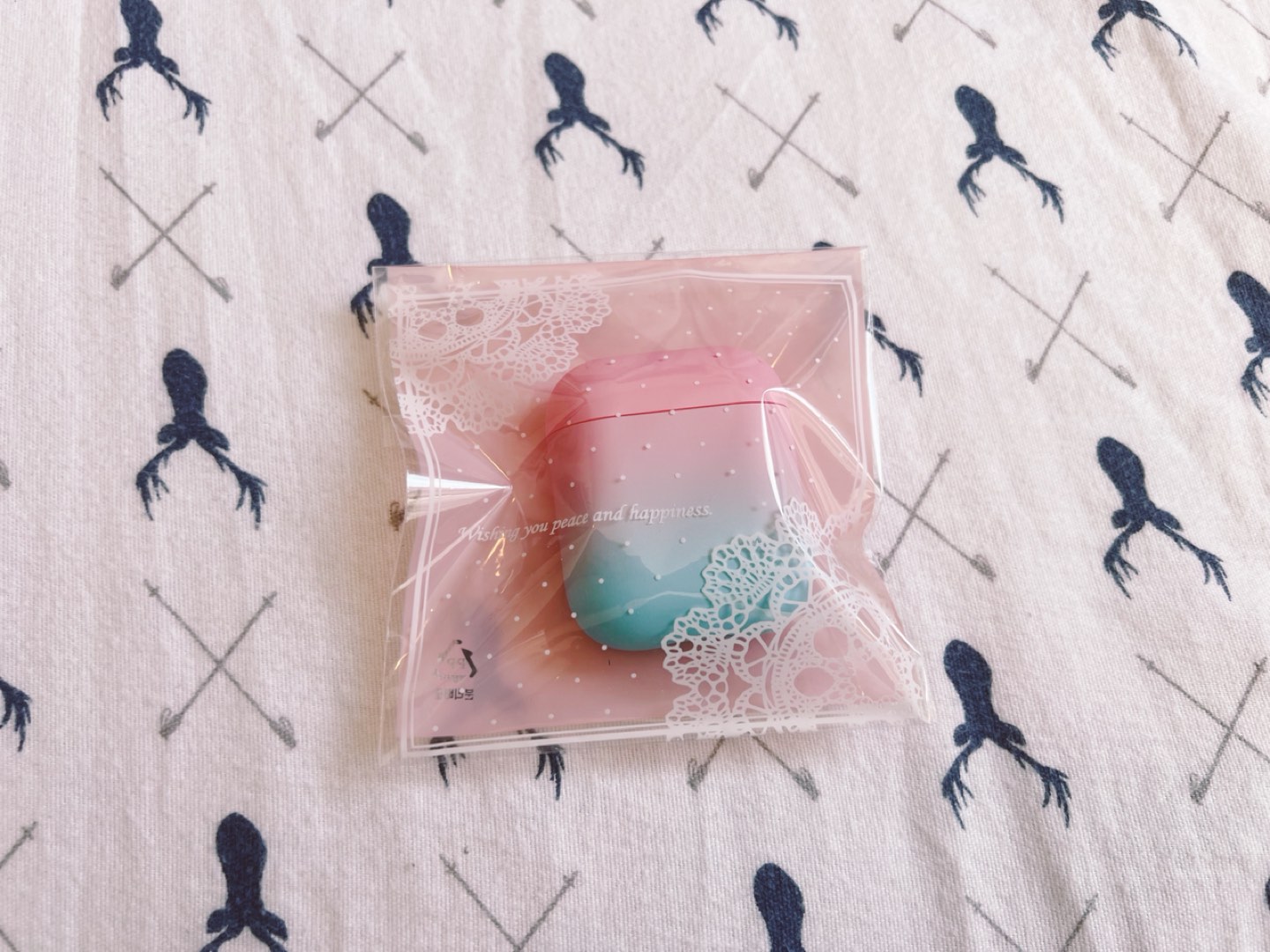 AirPods case brand new - photo 5
