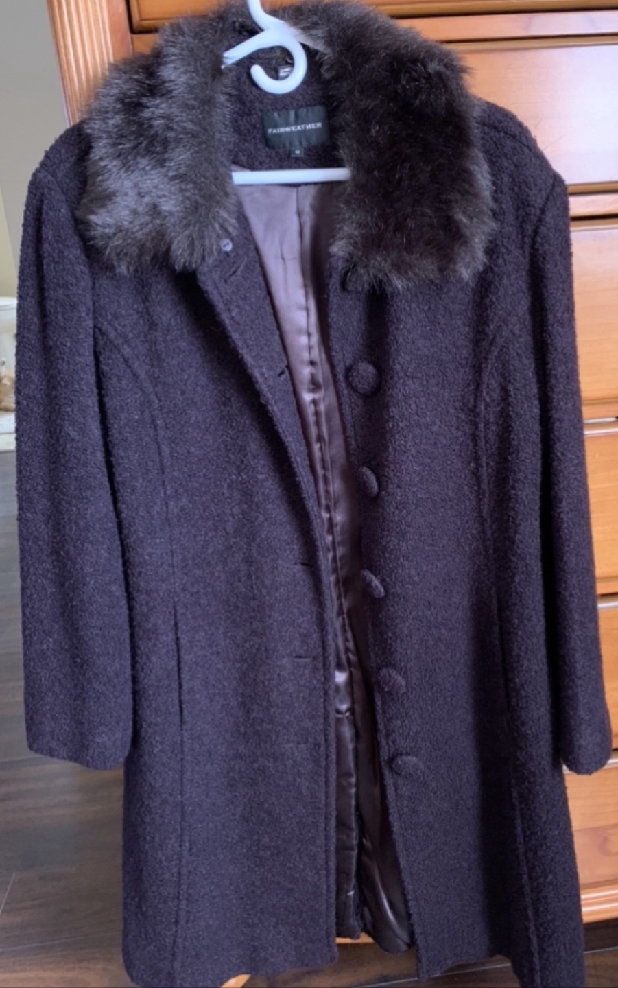 Elegant Winter Coat - photo 4