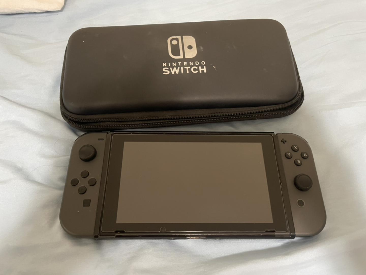 Nintendo switch V2 console & charger